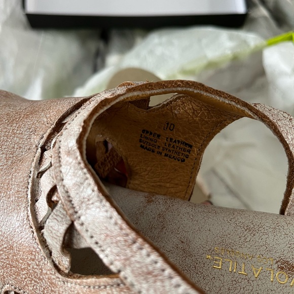 Very Volatile wedge Sandals. Sz 10 - Picture 4 of 7